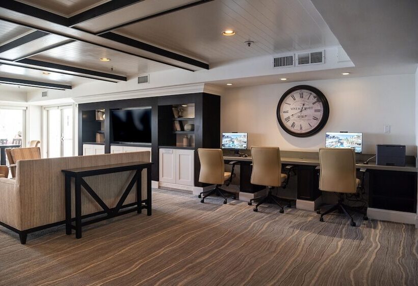 Carlsbad Inn Beach Resort