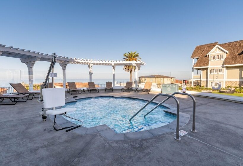 Carlsbad Inn Beach Resort