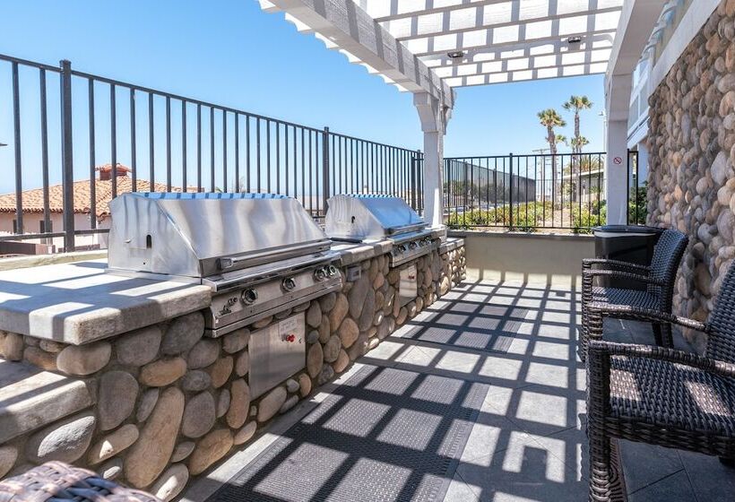 Carlsbad Inn Beach Resort