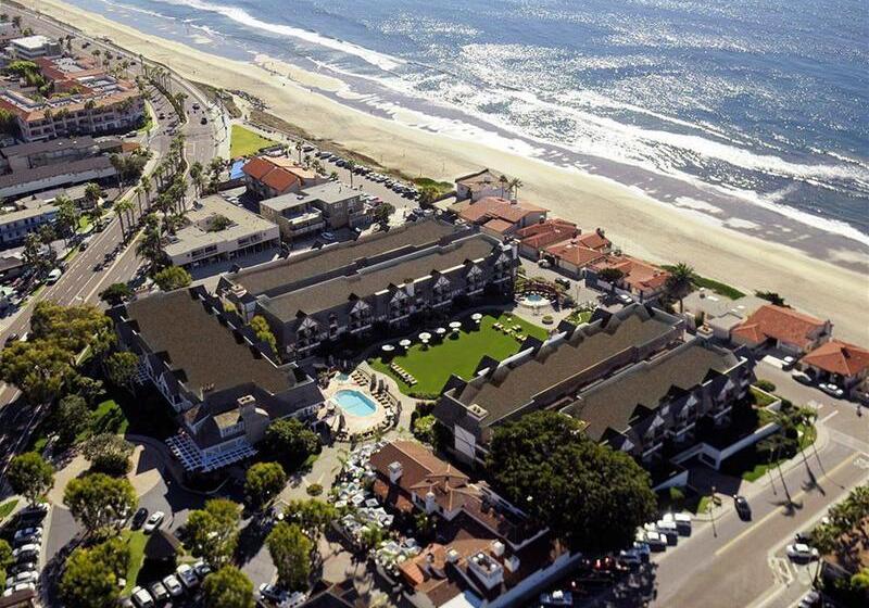 Carlsbad Inn Beach Resort