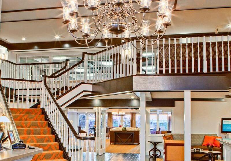 Carlsbad Inn Beach Resort