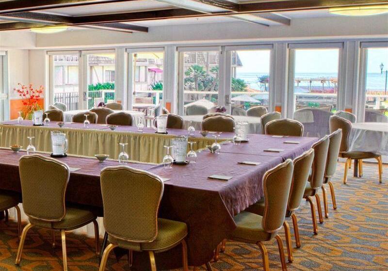 Carlsbad Inn Beach Resort