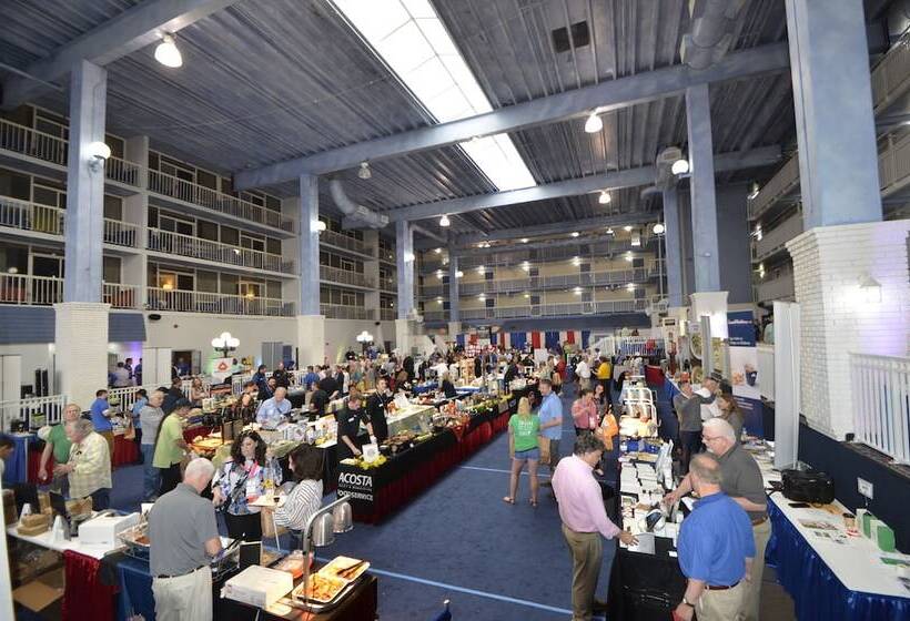 Carousel Resort Hotel And Condominiums