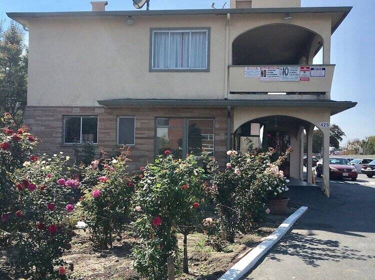 Motel 6 Richmond, Ca – Civic Center