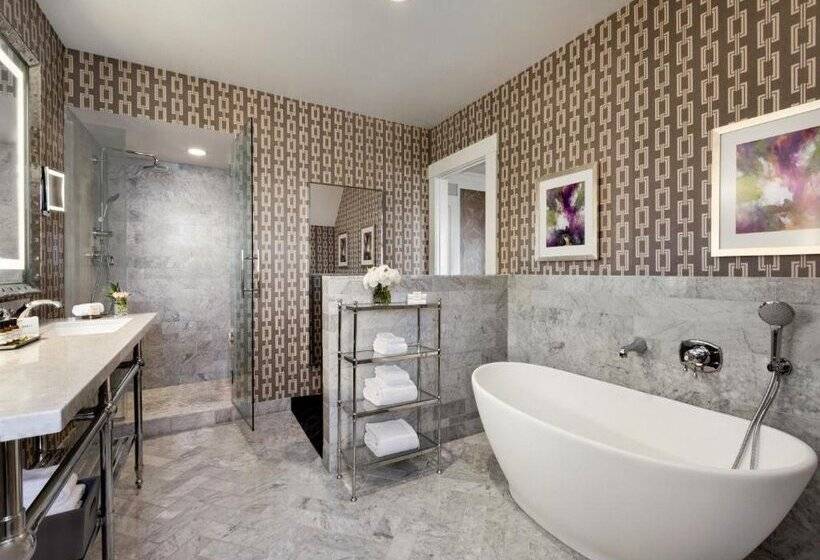 Claremont Resort & Club