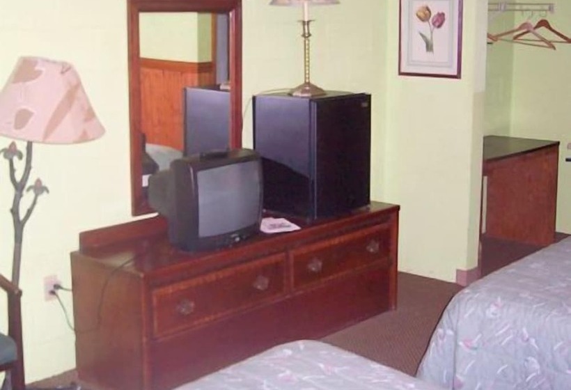 فندق Budget Inn Frackville