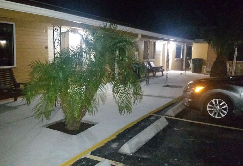 فندق American Inn Of Daytona