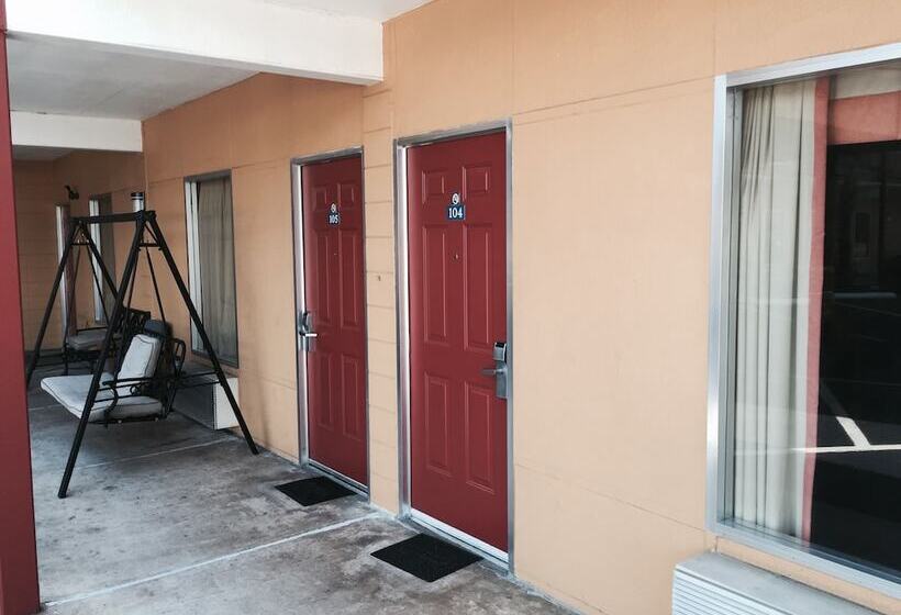 فندق La Bella Inn