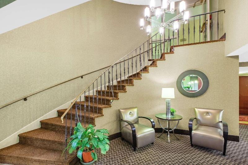 Отель Baymont By Wyndham Harrisburg