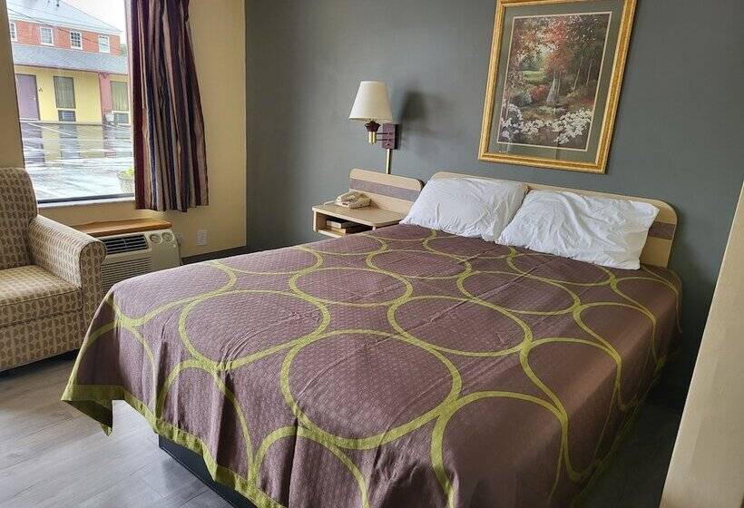 فندق Budget Host Inn Bristol