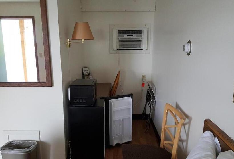 호텔 Budget Host Inn