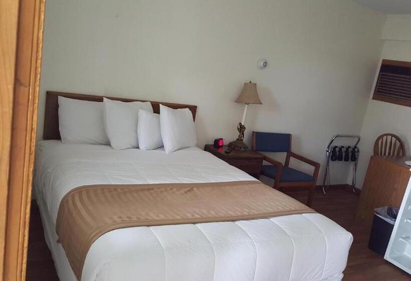 호텔 Budget Host Inn