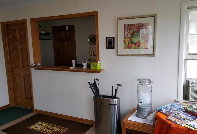 호텔 Budget Host Inn