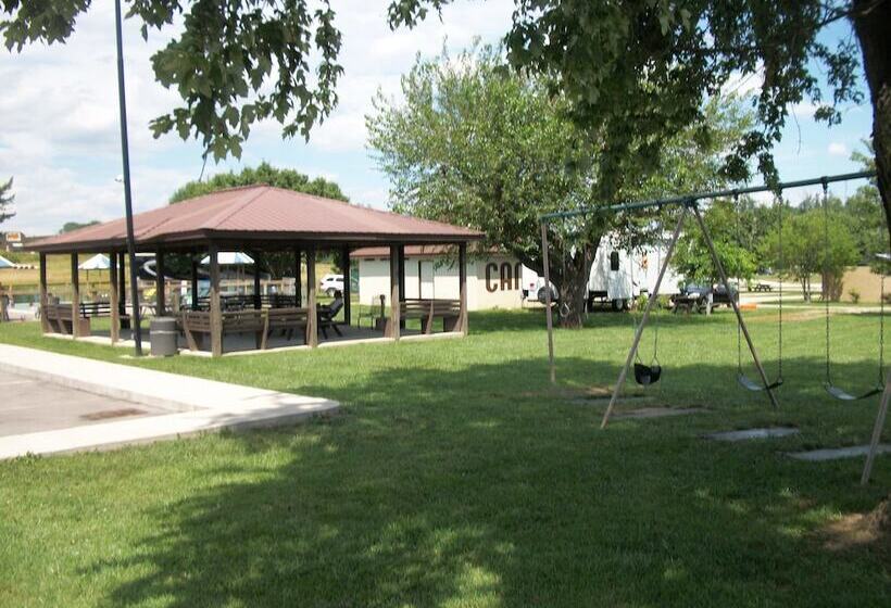 酒店 Budget Host Westgate Inn