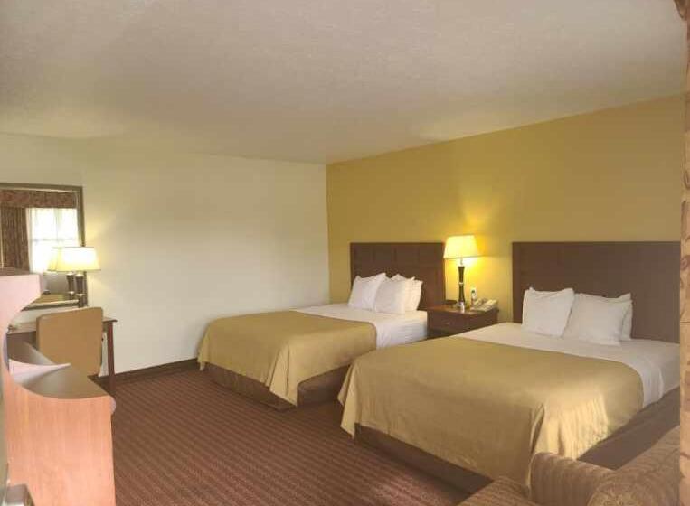 בית מלון כפרי Budget Inn Farmington