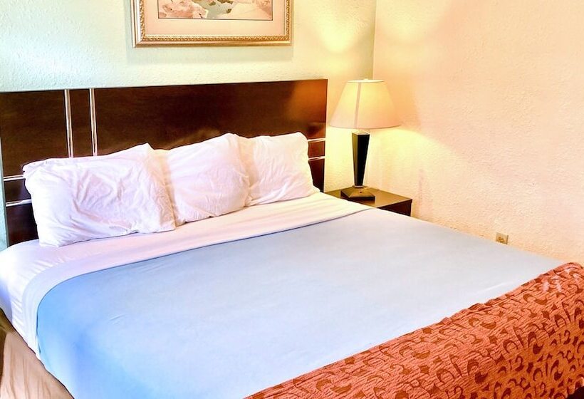 فندق Budget Inn Of Okeechobee