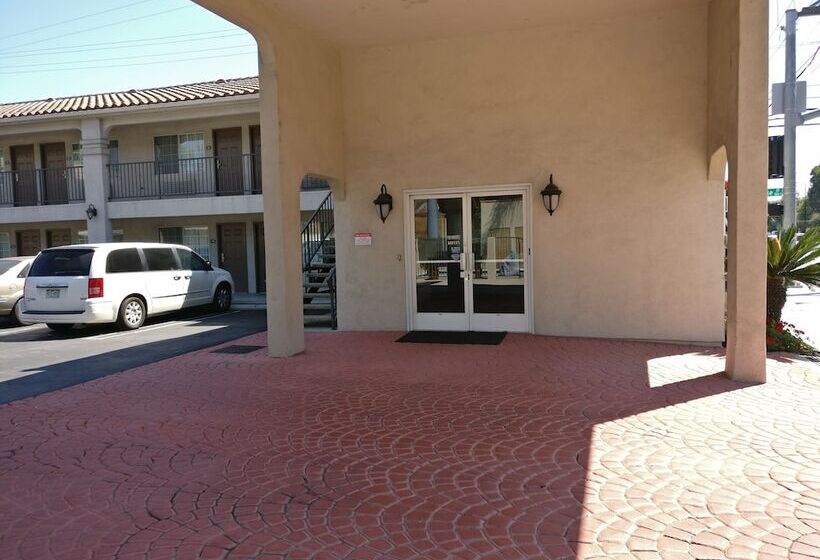 ホテル Burbank Inn And Suites