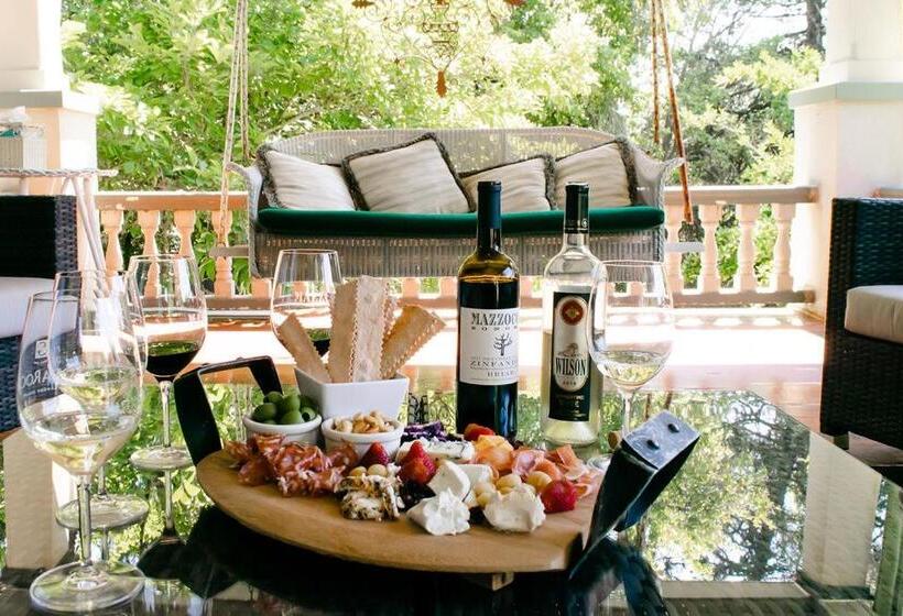 فندق Calderwood Inn