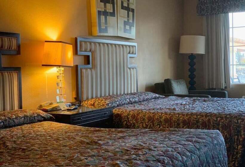 ホテル Calipatria Inn And Suites