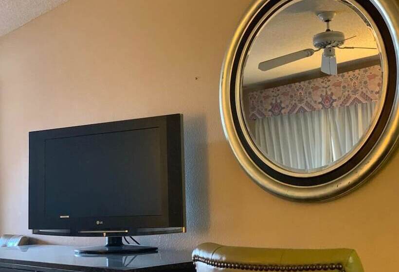 ホテル Calipatria Inn And Suites