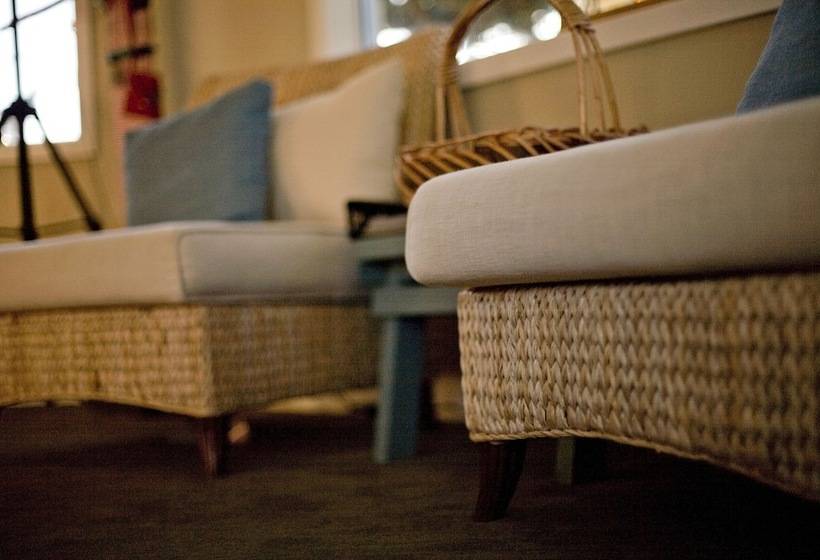 فندق Cambria Shores Inn