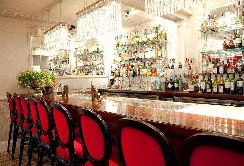 호텔 Camden Harbour Inn