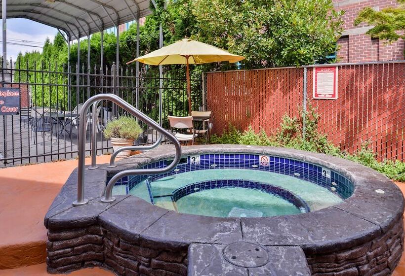 호텔 Campus Inn & Suites Eugene Downtown