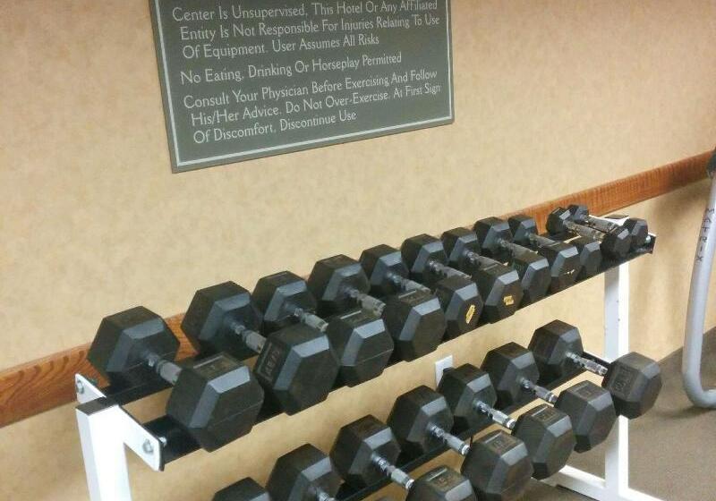 فندق Canal Park Lodge