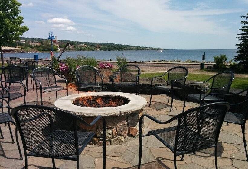 هتل Canal Park Lodge