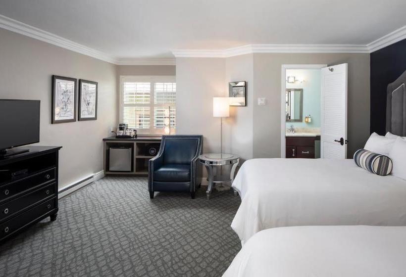 호텔 Candle Light Inn