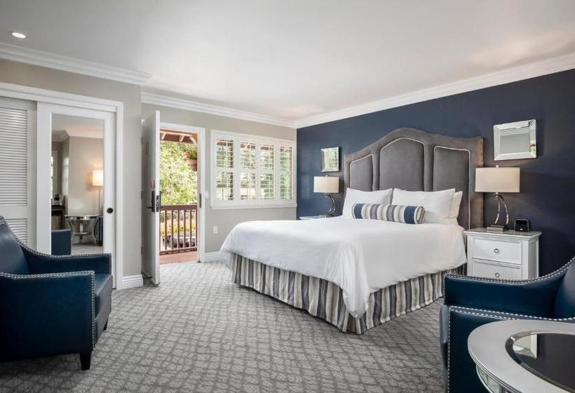 호텔 Candle Light Inn