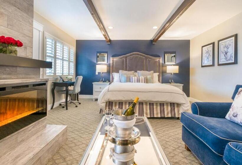 호텔 Candle Light Inn