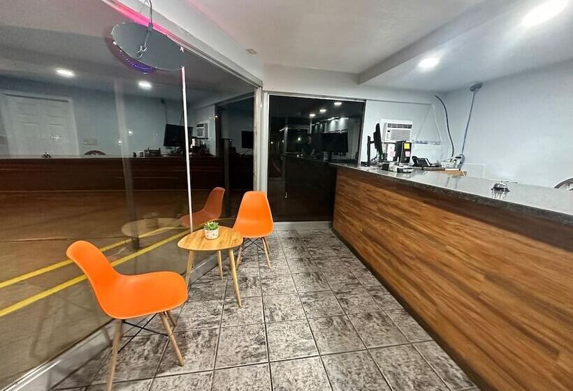 هتل Canyon Inn Flagstaff