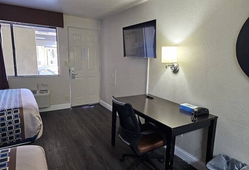 هتل Canyon Inn Flagstaff