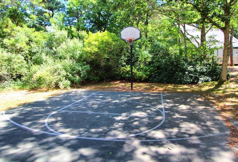 ホテル Cape Cod Holiday Estates, A Vri Resort