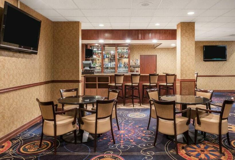 Capitol Plaza Hotel Jefferson City