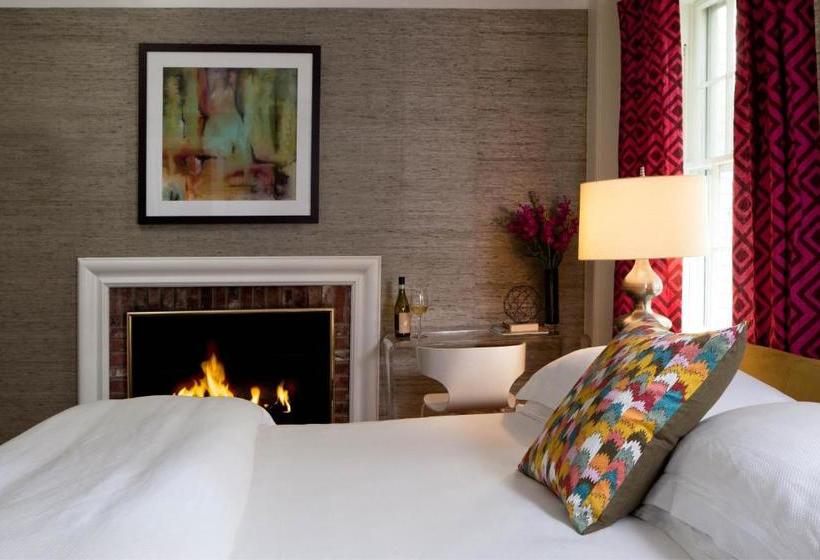 فندق Captain Fairfield Inn