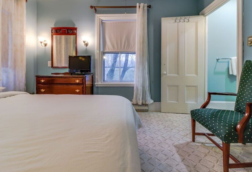 酒店 Captain Lawrence Inn