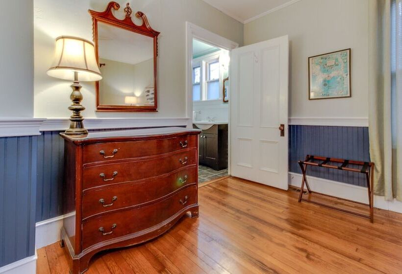 酒店 Captain Lawrence Inn