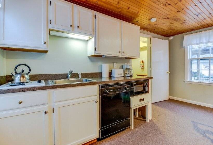 酒店 Captain Lawrence Inn