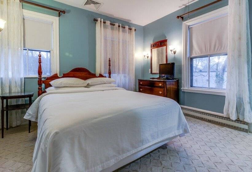 酒店 Captain Lawrence Inn