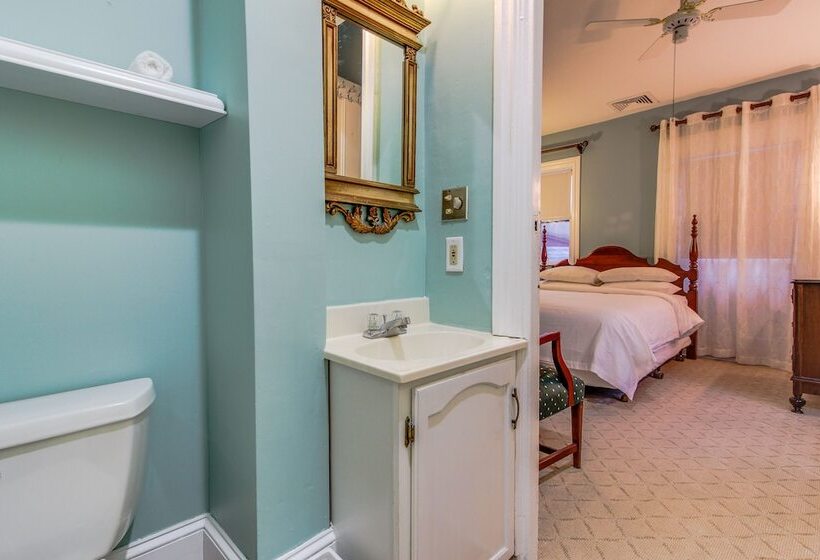 酒店 Captain Lawrence Inn