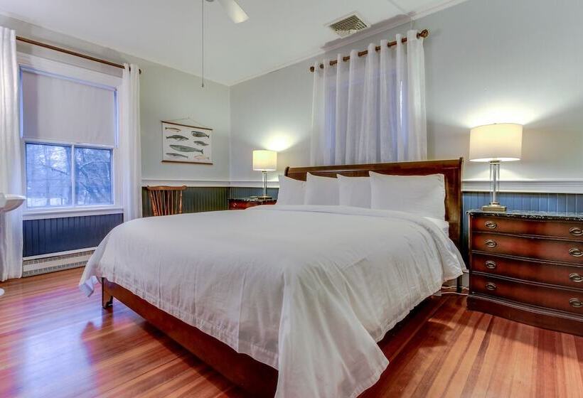 酒店 Captain Lawrence Inn