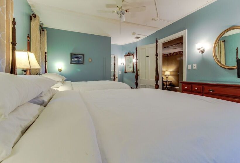 酒店 Captain Lawrence Inn