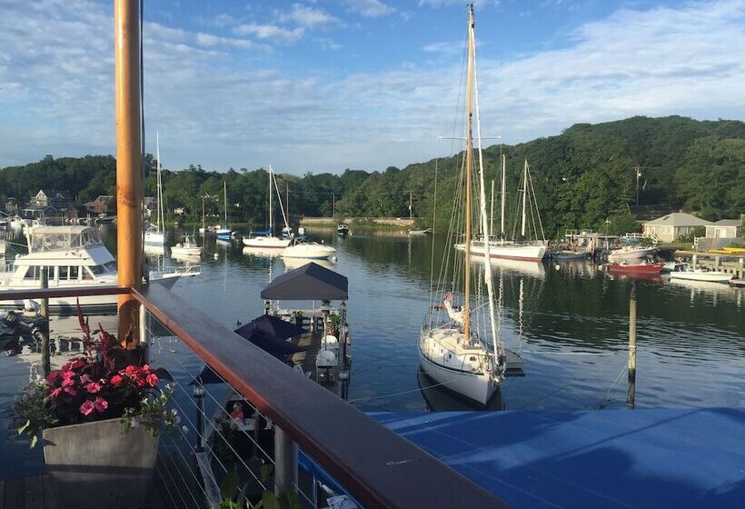 酒店 Captain Lawrence Inn