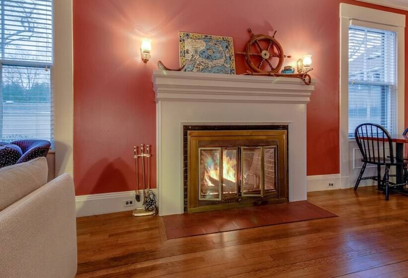 酒店 Captain Lawrence Inn