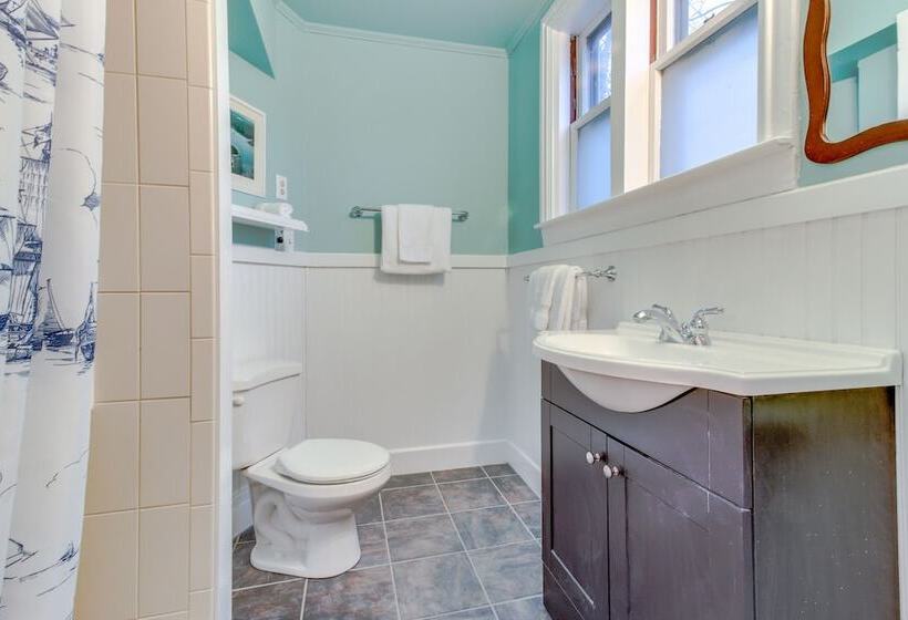 酒店 Captain Lawrence Inn