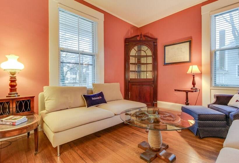 酒店 Captain Lawrence Inn