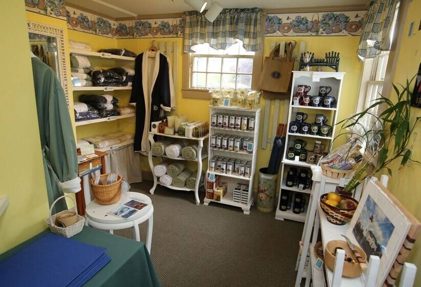 ホテル Captain's House Inn