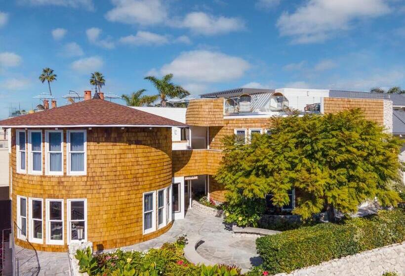 هتل Cardiff By The Sea Lodge